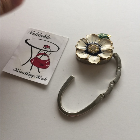 Foldable Handbag Hook - Picture 7 of 7